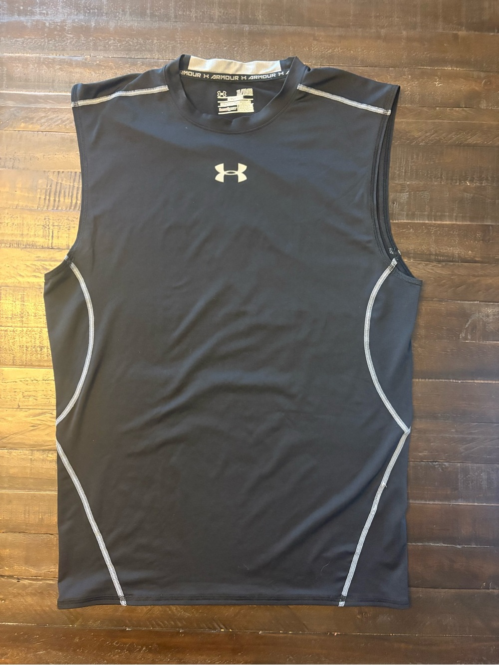 Under Armour Men’s Black Sleeveless Performance Tank with Gray Trim